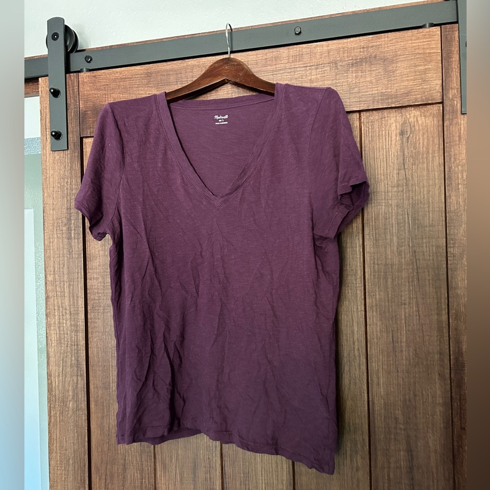 Madewell Whisper V Neck Tee in Plum
